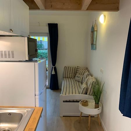 Maisonnette La Coti H5 Avec Piscine Interieure Chauffee, A 400 M De La Plage Et Menage De Fin Sejour Compris Saint-Georges-d'Oleron Ngoại thất bức ảnh