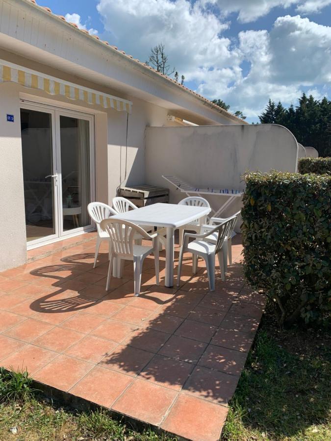 Maisonnette La Coti H5 Avec Piscine Interieure Chauffee, A 400 M De La Plage Et Menage De Fin Sejour Compris Saint-Georges-d'Oleron Ngoại thất bức ảnh